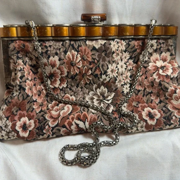 Vintage VTG Floral Tapestry Clutch with Chain Strap - Picture 5 of 15